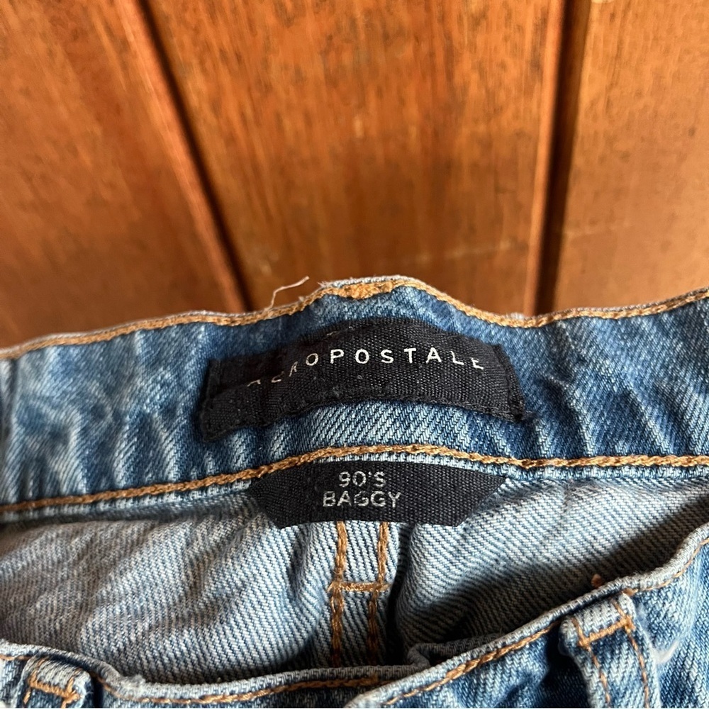 Aeropostale Distressed Jeans - Picture 7 of 11